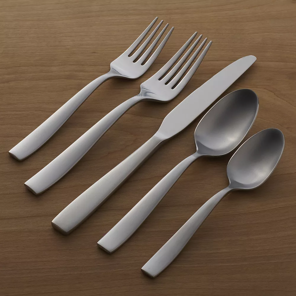Oneida Everdine 45-pc. Flatware Set 4 Oneida Everdine 45-pc. Flatware Set - Image 2