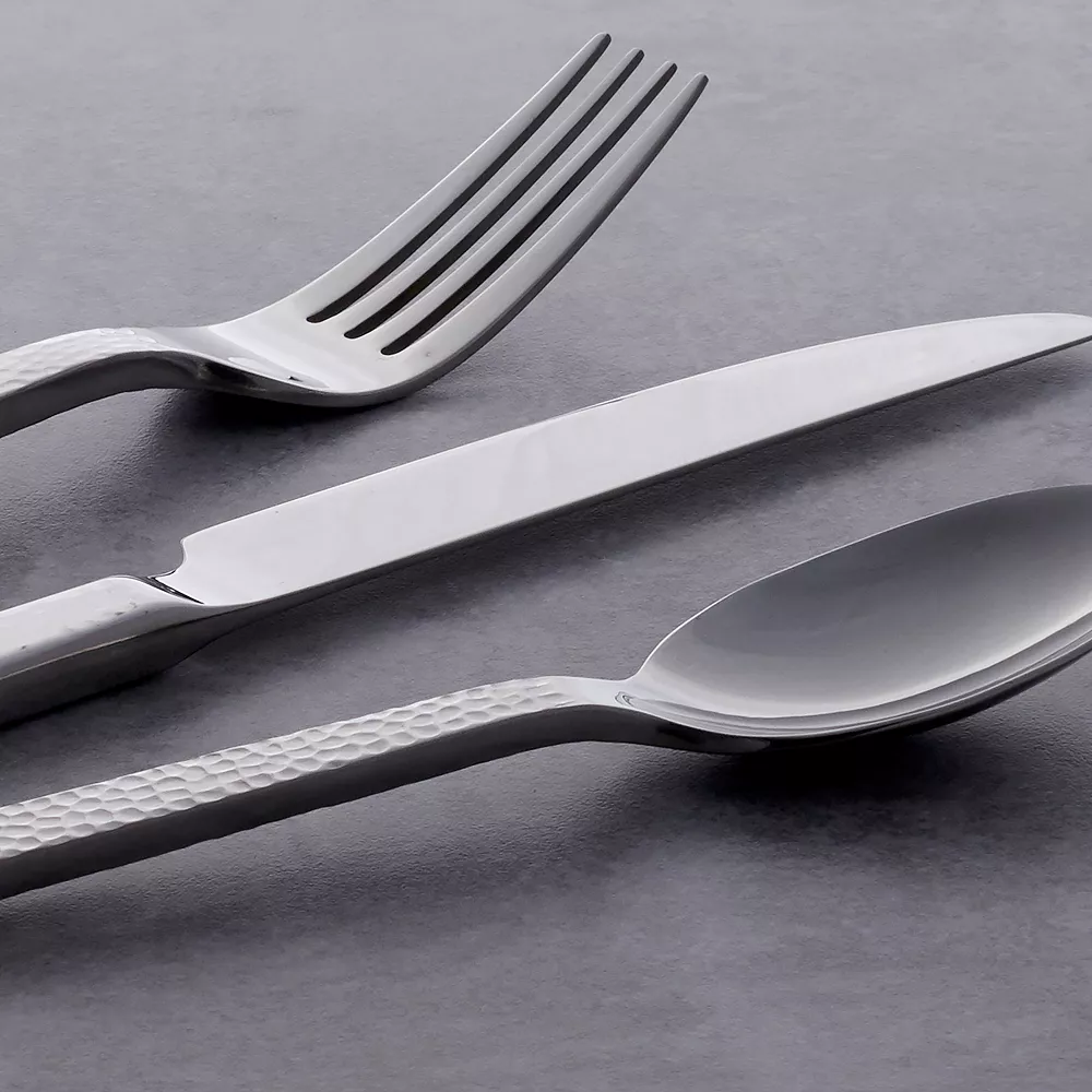 Oneida Chef's Table 20-pc. Flatware Set - Image 2