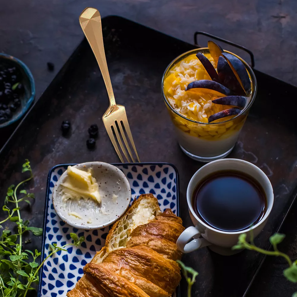 Argent Belvoir Gold 20-pc. Flatware Set - Image 4