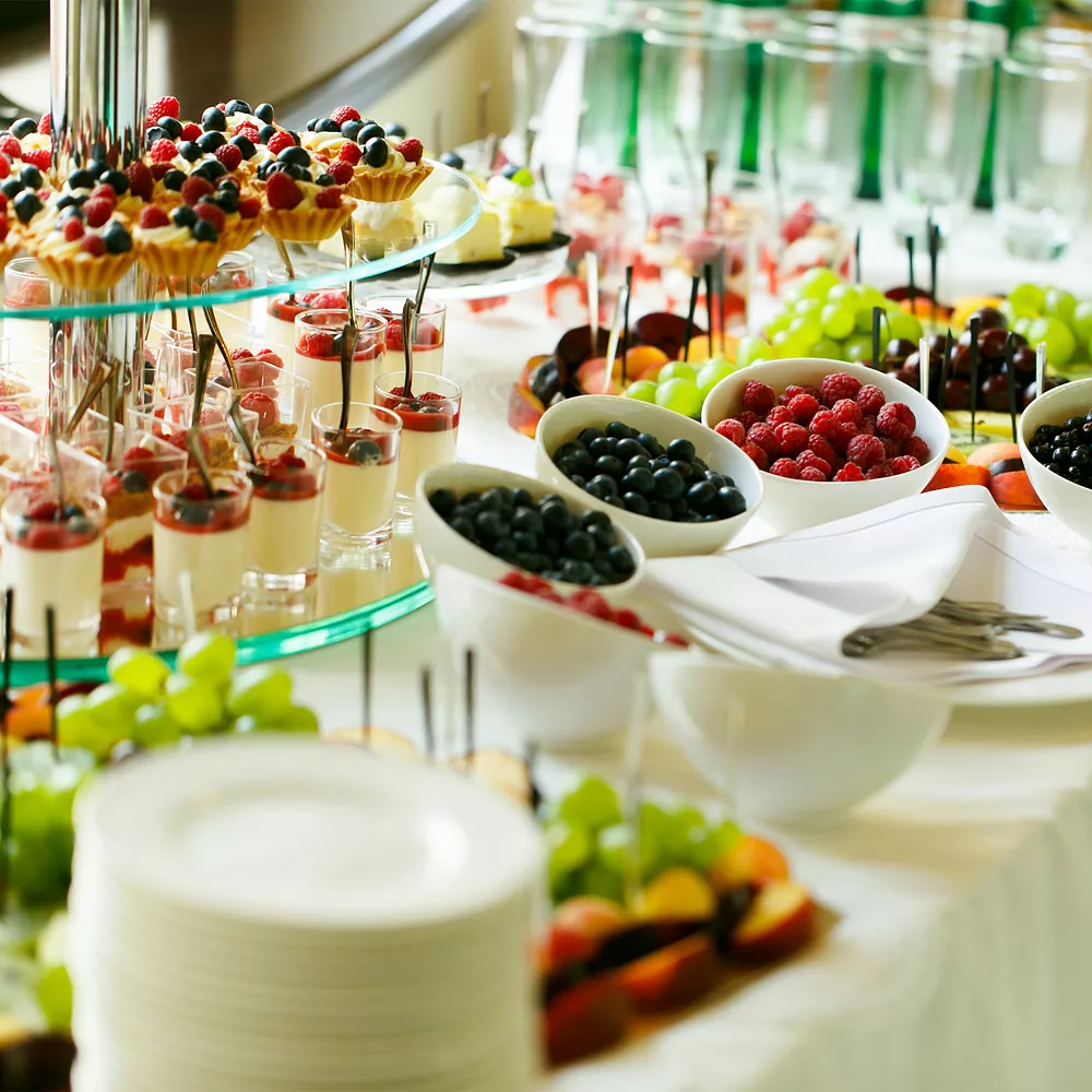 Classic Cuisine 3-Tier Dessert Stand 3 Classic Cuisine 3-Tier Dessert Stand - Image 2